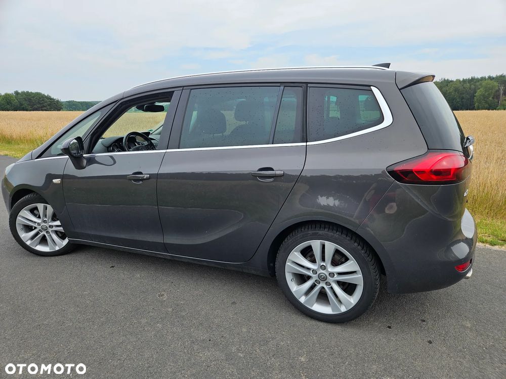 Opel Zafira 2.0 D (CDTI ecoFLEX) Start/Stop Active - 3
