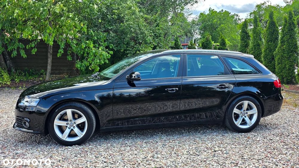 Audi A4 Avant - 4