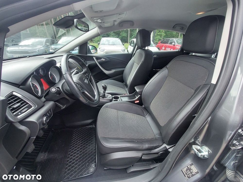 Opel Astra - 11