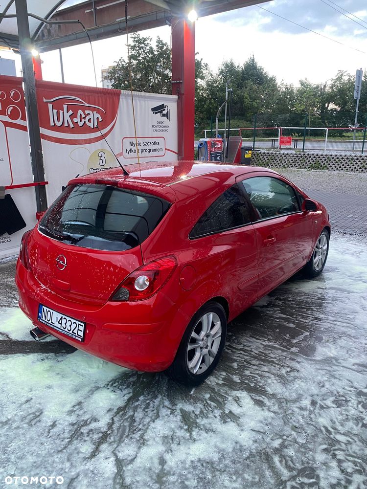 Opel Corsa 1.4 16V Sport - 3