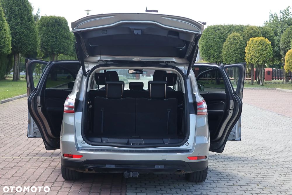 Ford S-Max 2.0 TDCi Titanium - 11