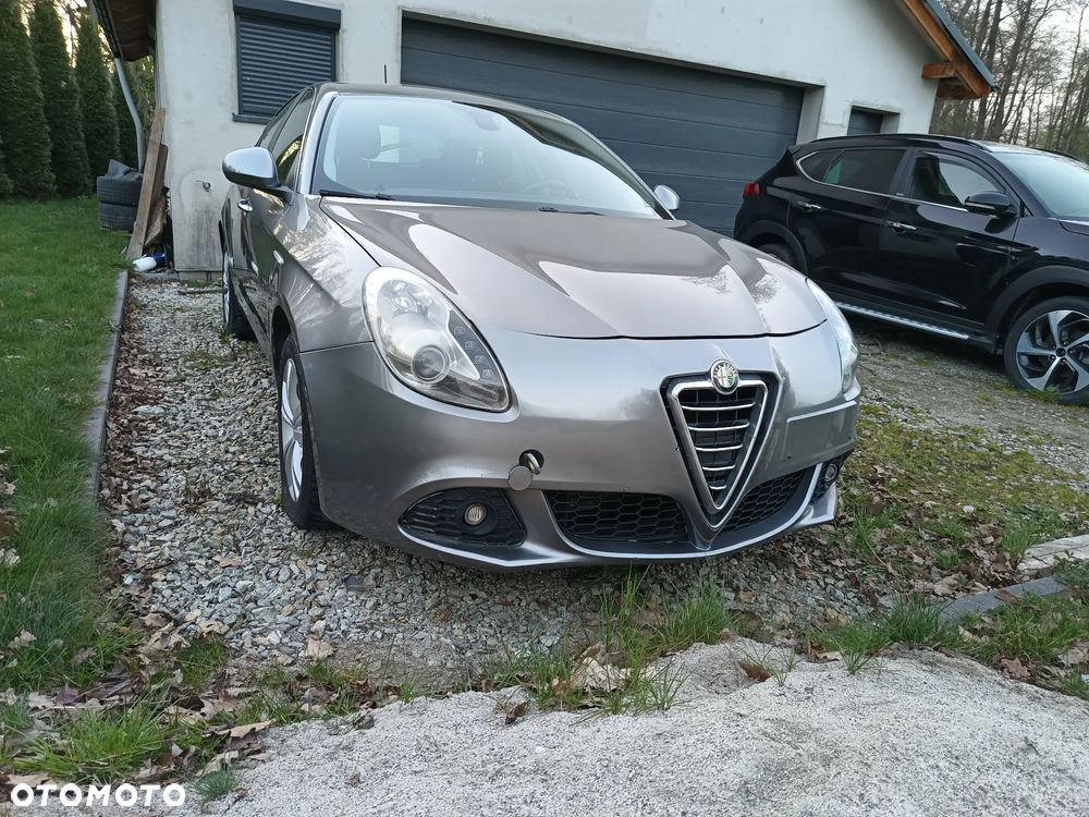 Alfa Romeo Giulietta 1.6 JTDM Distinctive - 9