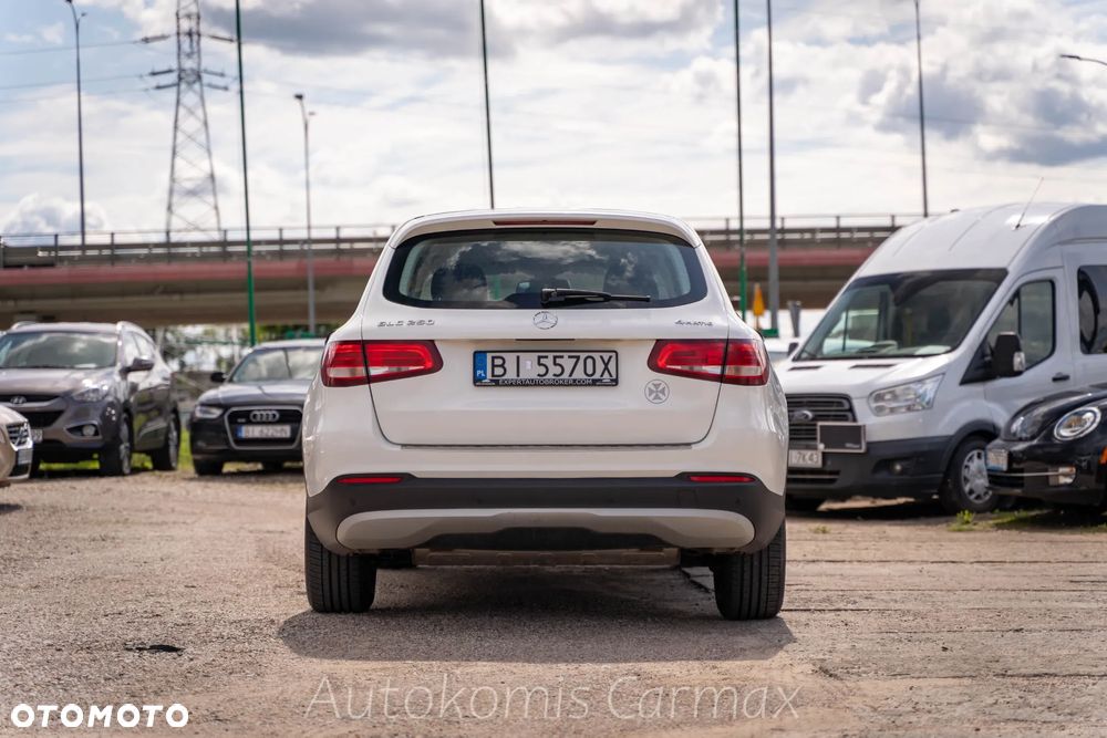Mercedes-Benz GLC - 9