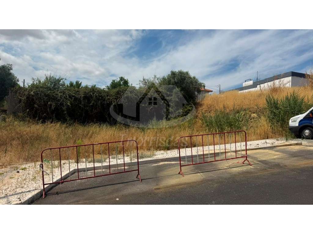 Terreno com 350 m² no Bairro da Bela Vista em Frielas - Grande imagem: 4/9