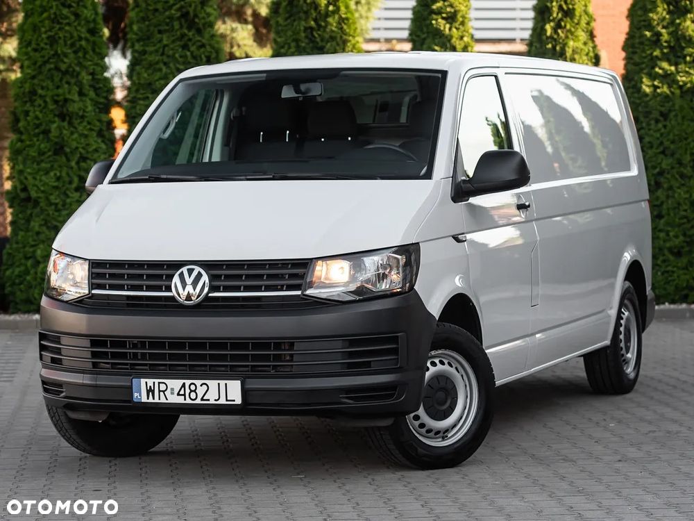 Volkswagen Transporter - 1