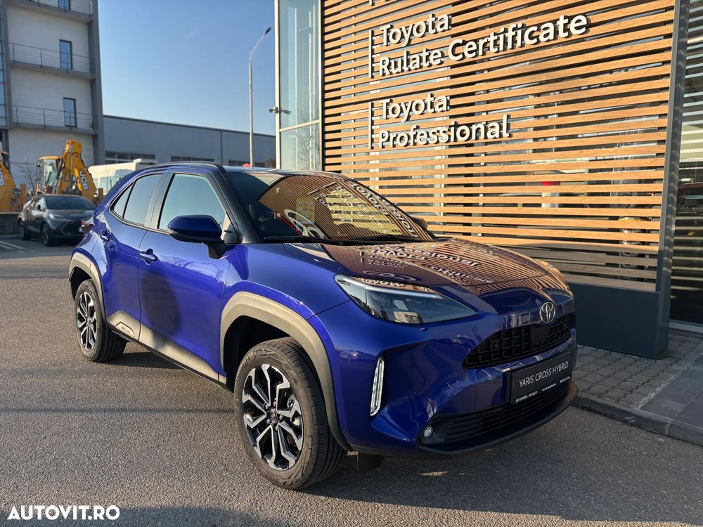 Toyota Yaris Cross 1.5 VVT-i HSD 4x2 Dynamic - 2