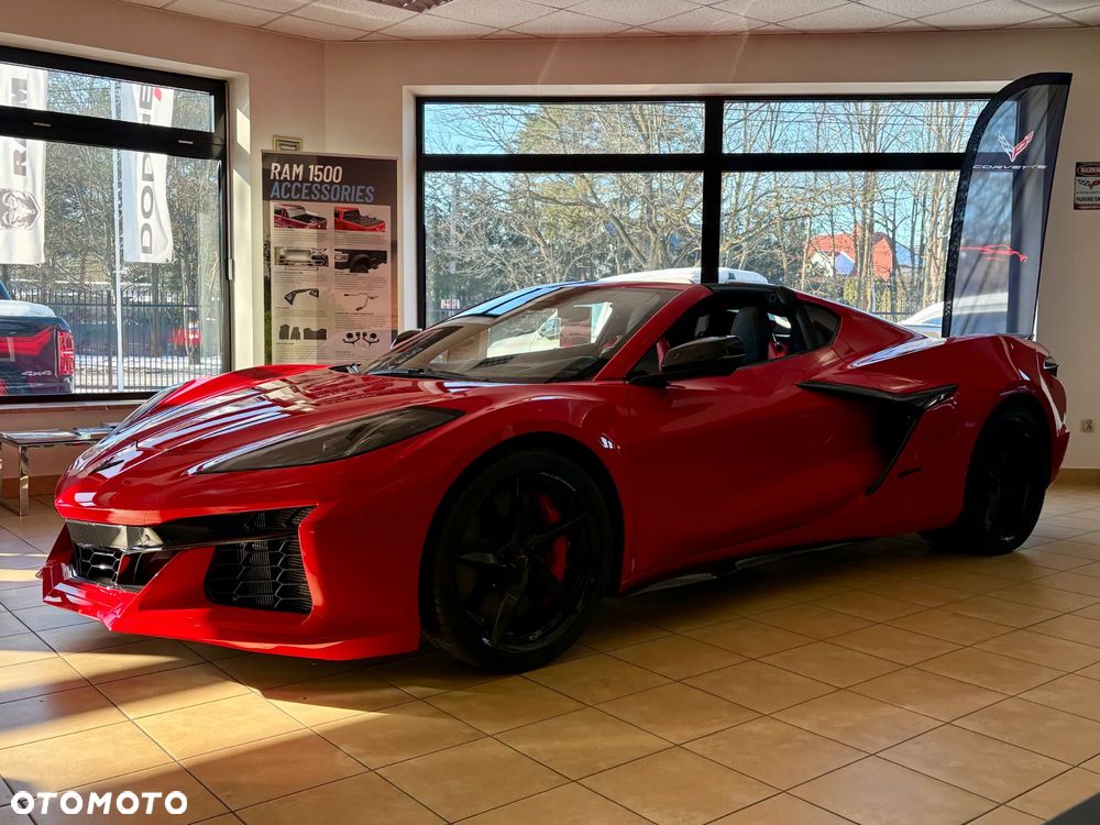 Chevrolet Corvette - 1