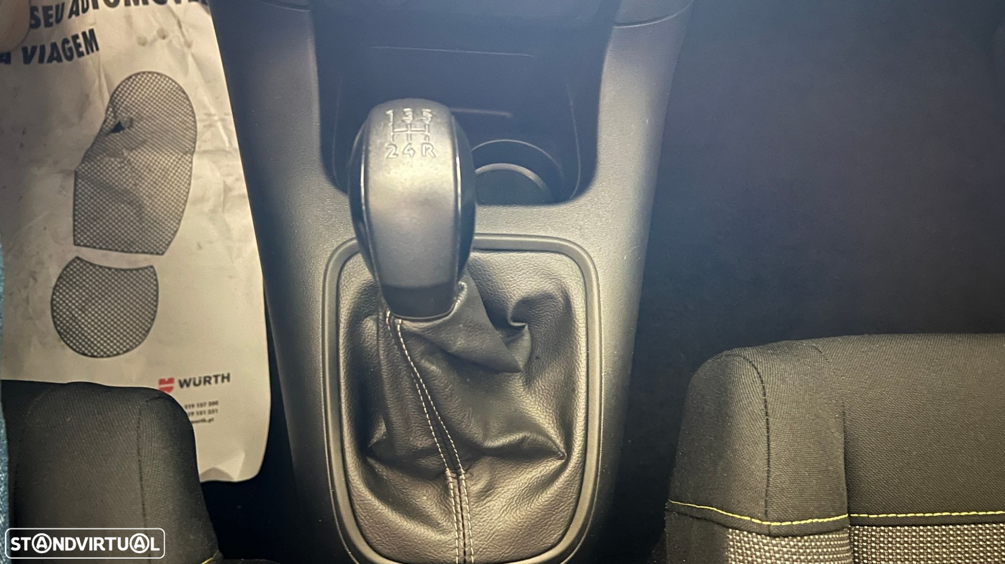 Citroën C3 1.2 PureTech Feel - 26