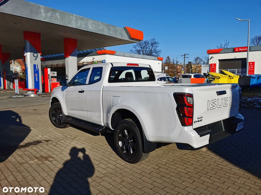 Isuzu D-Max 1.9 EC LSE - 2