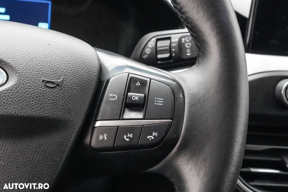 Ford Focus 1.0 EcoBoost Titanium Business - 23