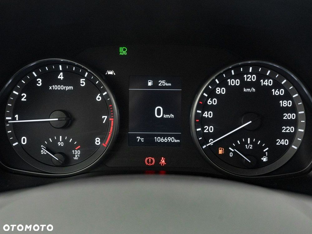 Hyundai i30 1.5 DPI Classic + - 14