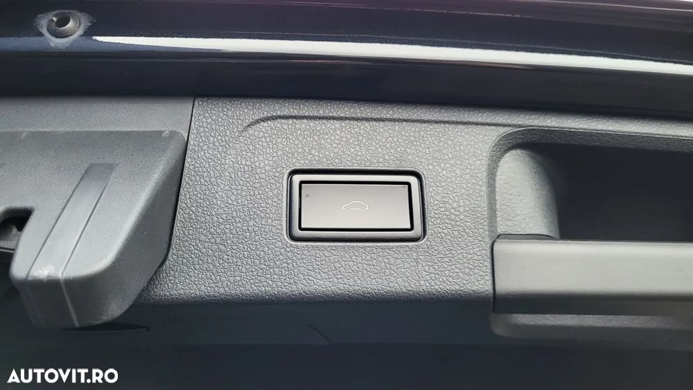 Volkswagen Passat Variant 2.0 TDI DSG Business - 25