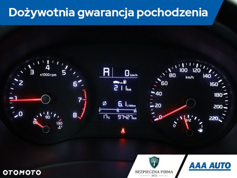 Kia Rio - 10