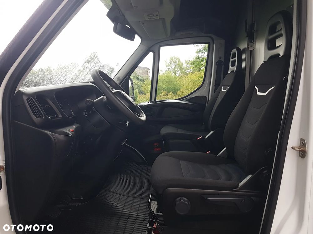 Iveco DAILY KONTENER NISKOPODŁOGOWY 4,43x2,23x2,42 SKLEP FOODTRUCK BAR KLIMA KONIOWÓZ KAMPER - 21