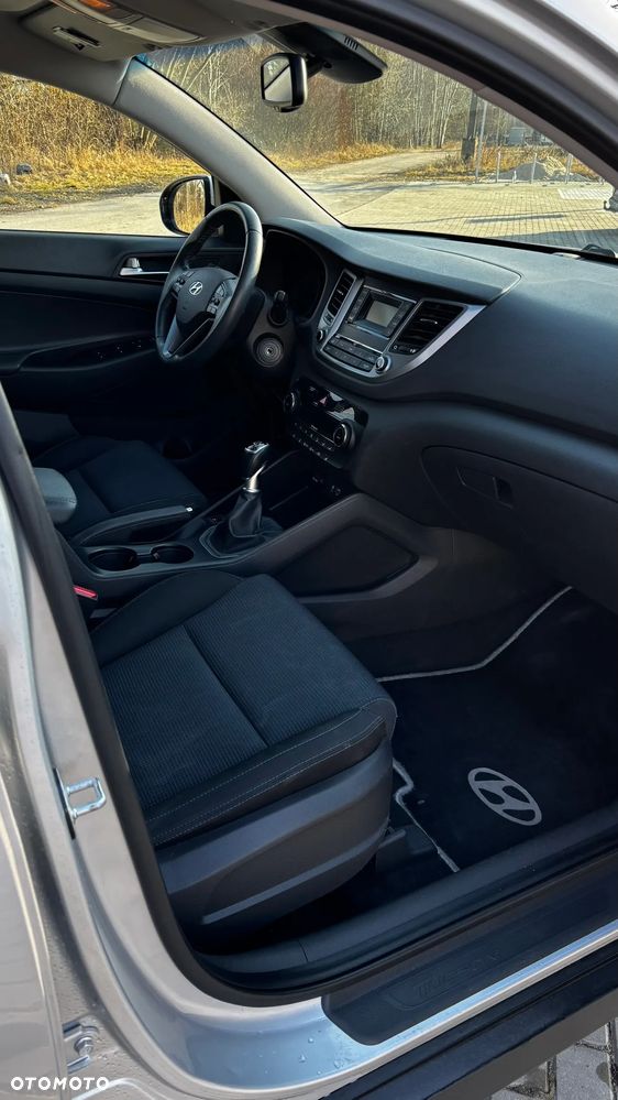 Hyundai Tucson 1.6 GDI BlueDrive Comfort 2WD - 29