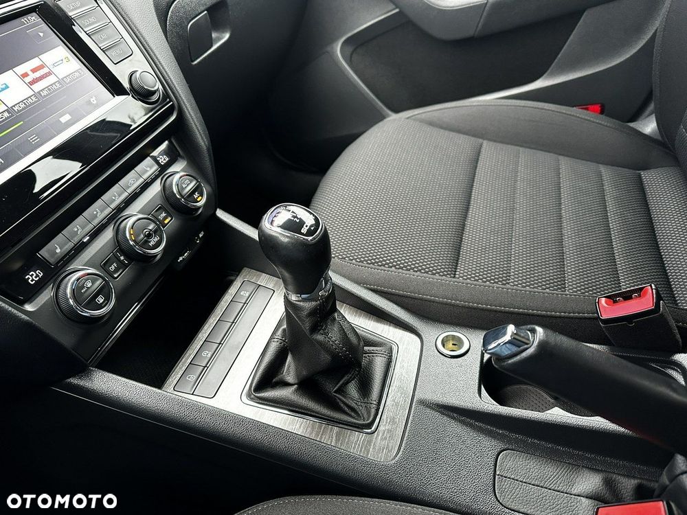 Skoda Octavia 2.0 TDI 4x4 Scout - 28