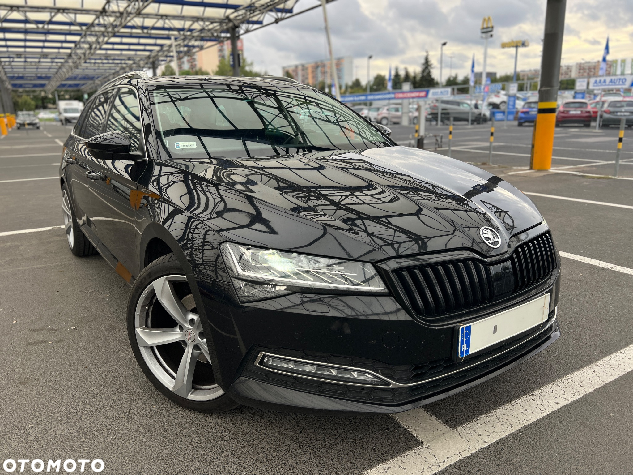 Skoda Superb 2.0 TDI SCR Style DSG - 9
