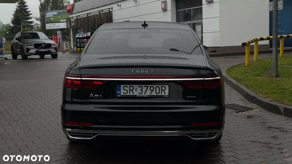 Audi A8 - 9