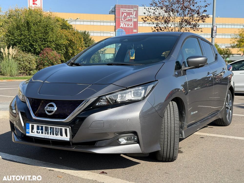 Nissan LEAF N-Connecta - 8
