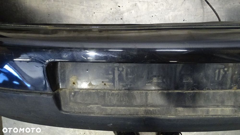 ZDERZAK TYŁ VOLKSWAGEN GOLF V 1.9TDI - 6