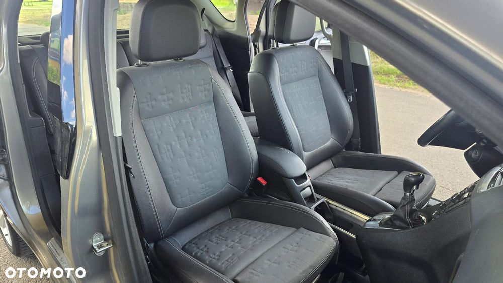 Opel Meriva 1.4 Innovation - 24