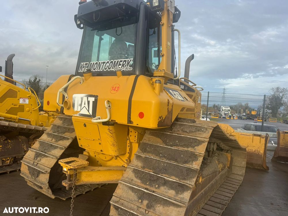 Caterpillar CAT D6N Buldozer - 2