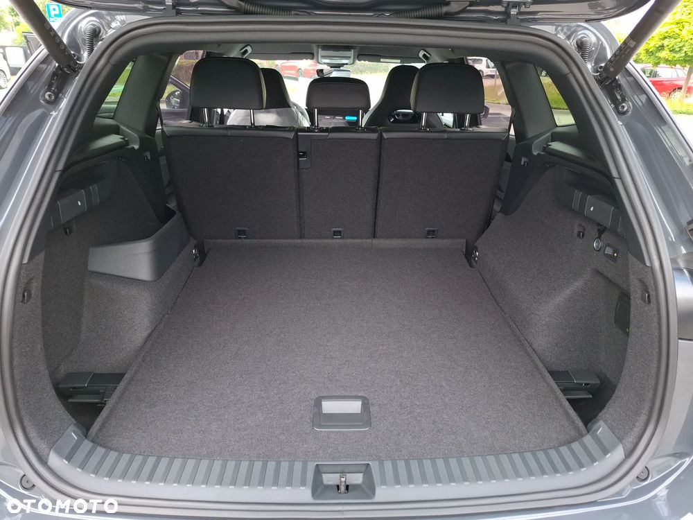 Volkswagen Tayron 2.0 TDI SCR 4Mot R-Line Plus DSG - 17