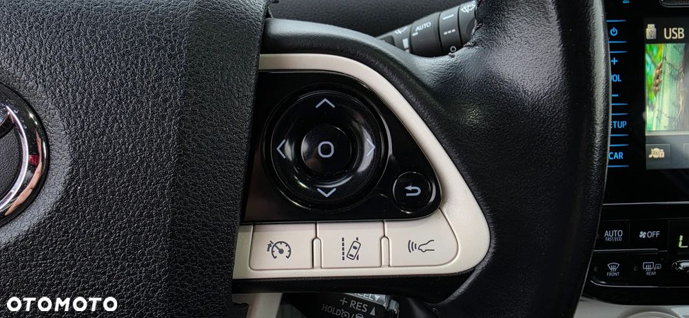 Toyota Prius 1.8 Hybrid Prestige - 19
