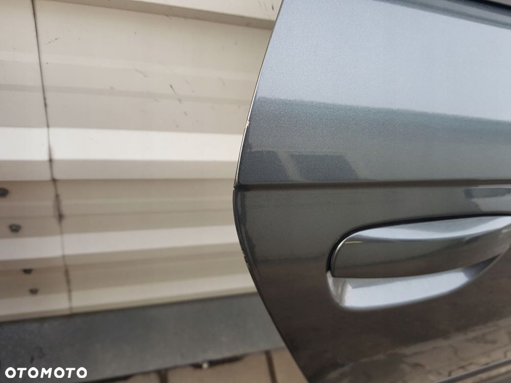 AUDI A3 8P 04-12r DRZWI PRAWE TYŁ LZ7S - 5
