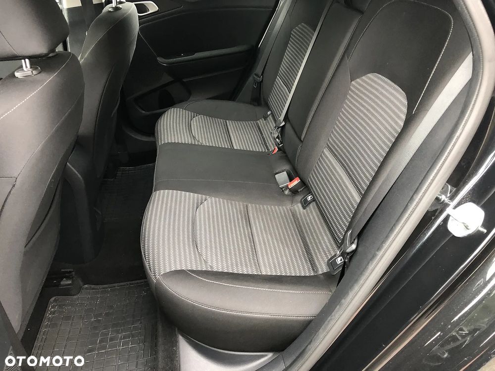 Kia Ceed 1.5 T-GDI L - 4