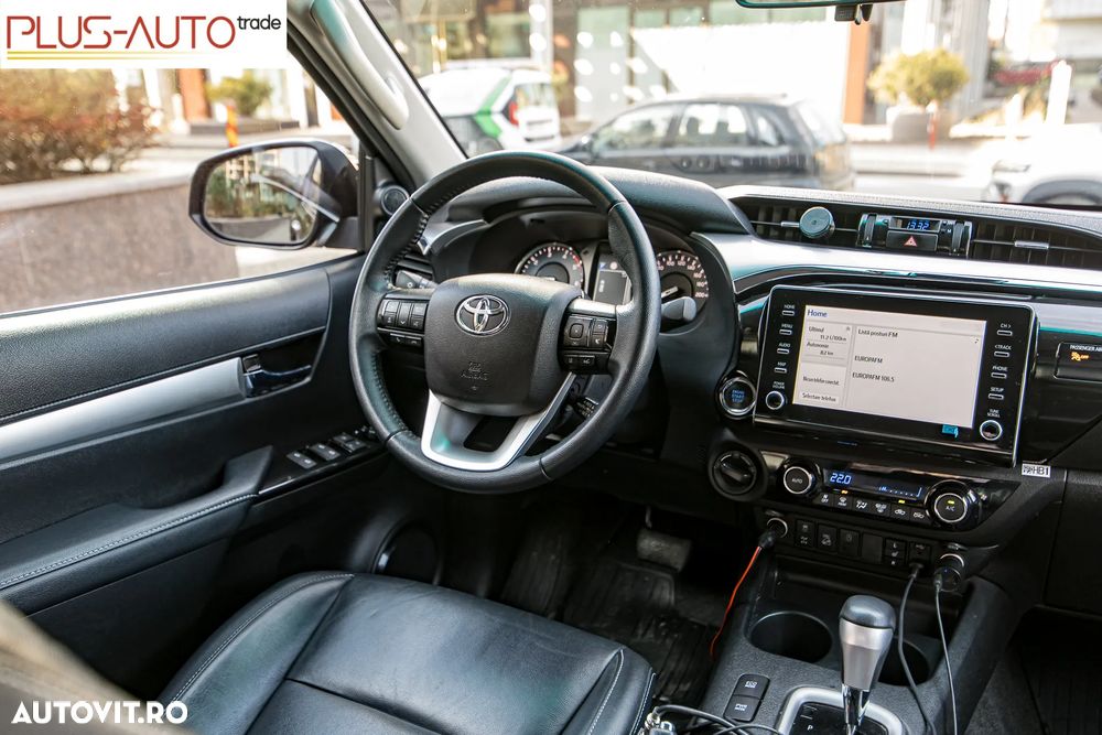 Toyota Hilux 2.8D 204CP 4x4 Double Cab AT Executive - 25