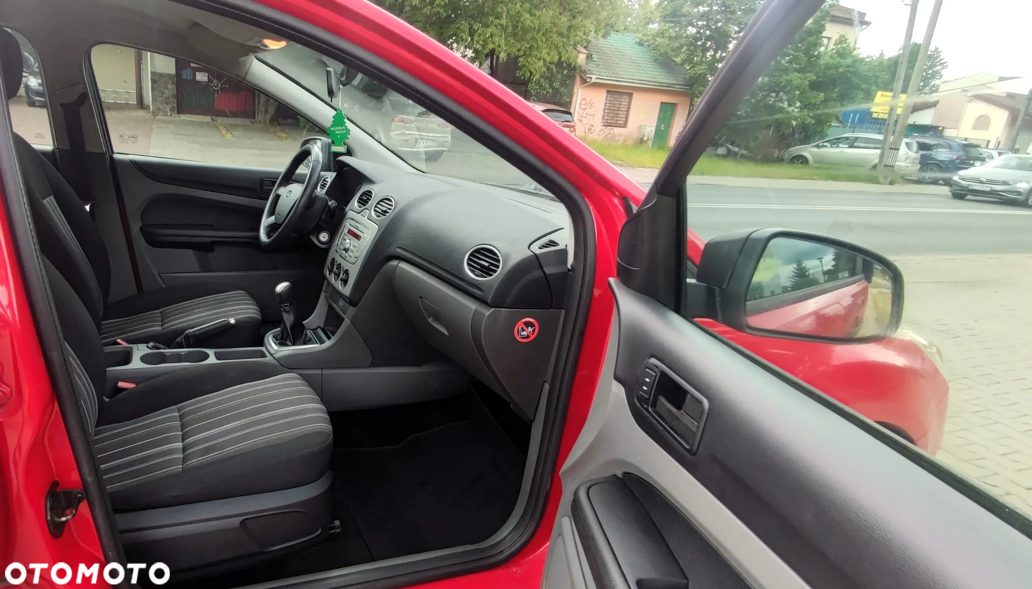 Ford Focus 1.4 Ambiente - 22
