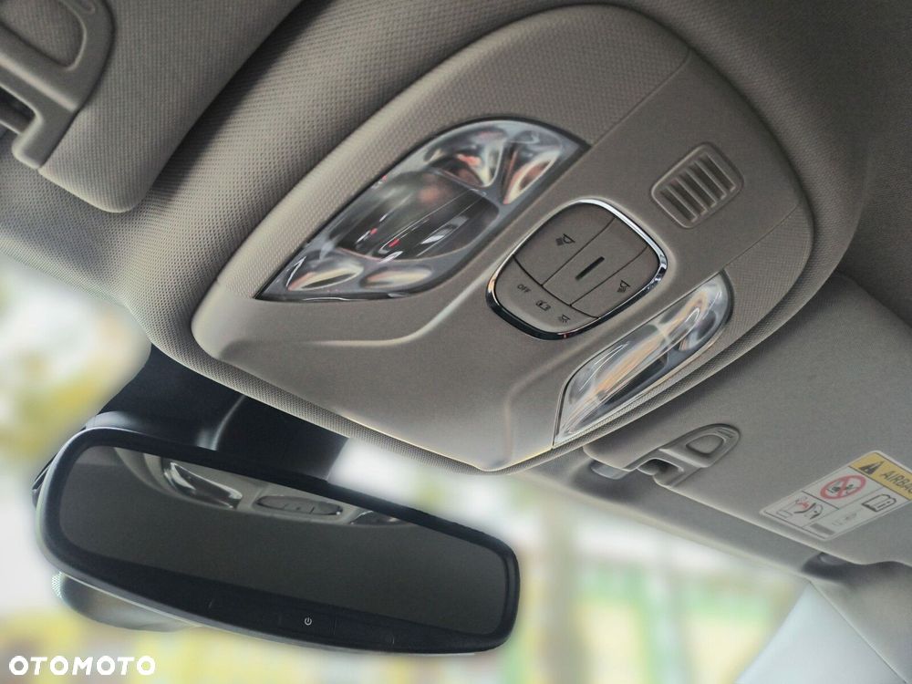 Jeep Compass - 26