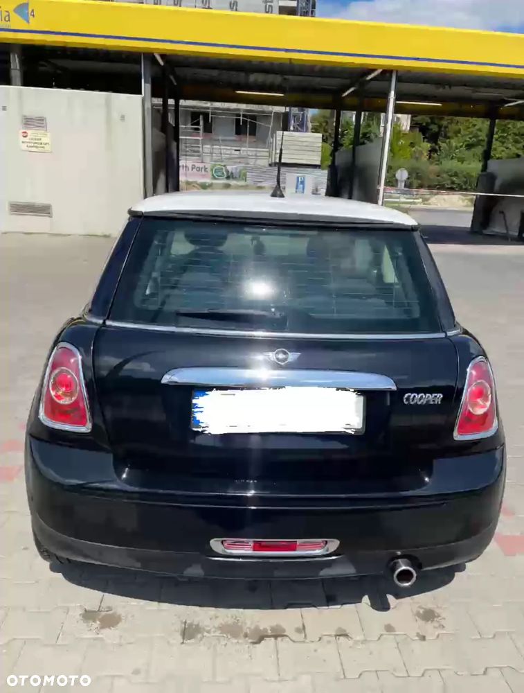MINI Cooper Standard - 2