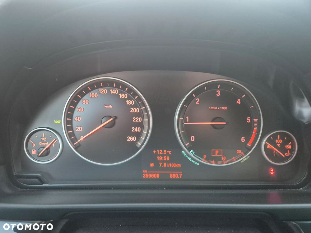 BMW Seria 5 - 14