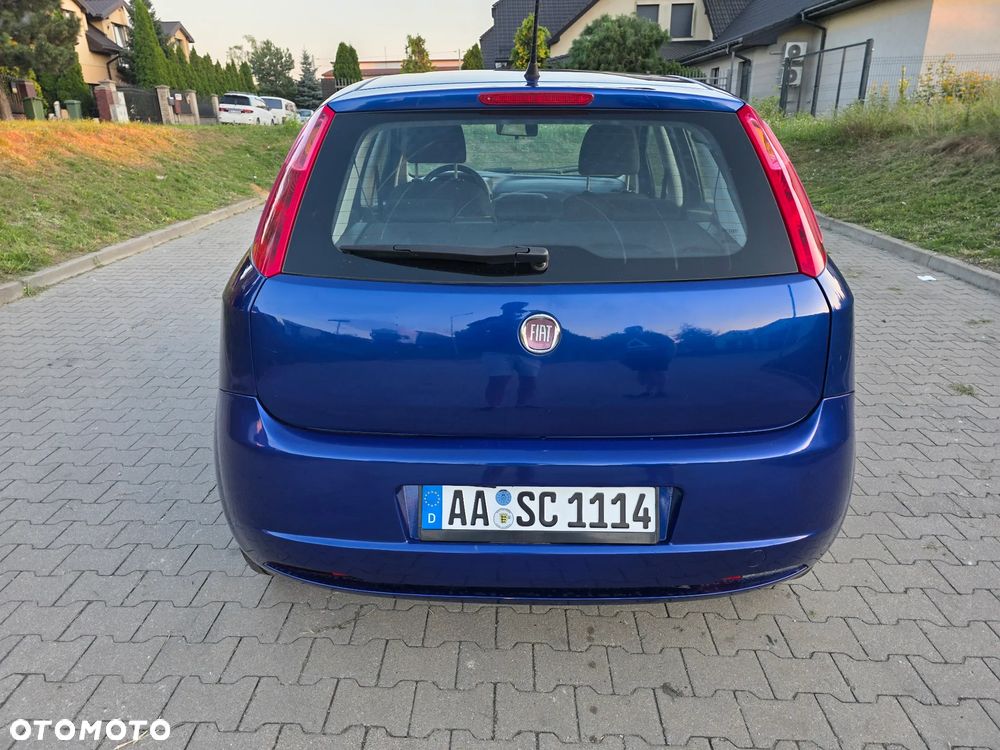 Fiat Grande Punto - 12