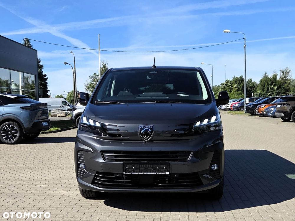 Peugeot Traveller 2.2 BlueHDi Long Business EAT8 - 2