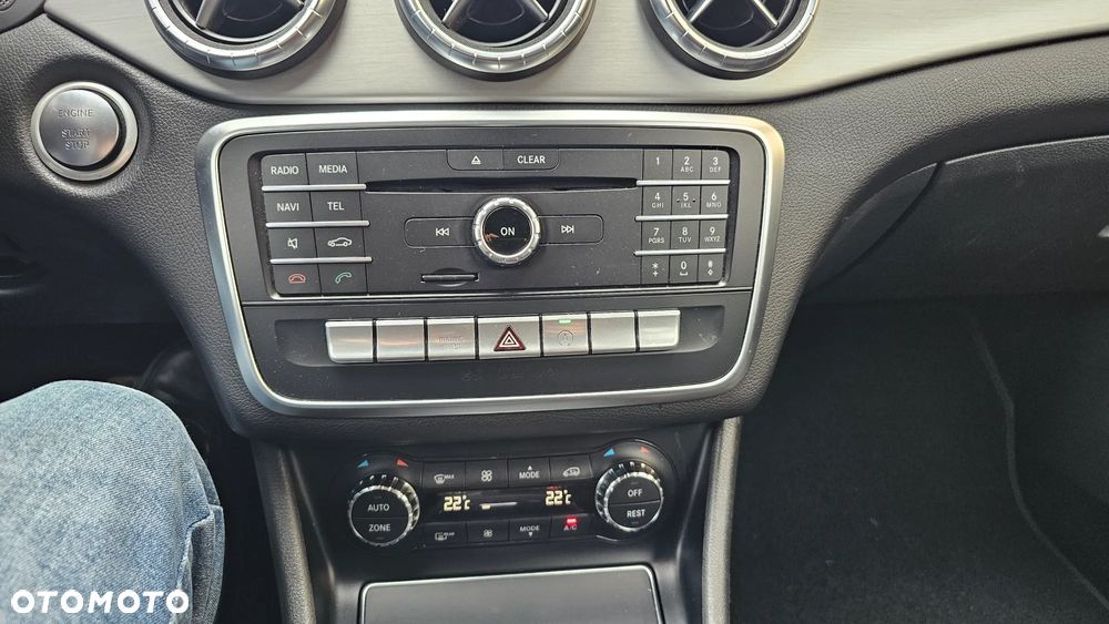 Mercedes-Benz CLA 200 d 4Matic 7G-DCT AMG Line - 39