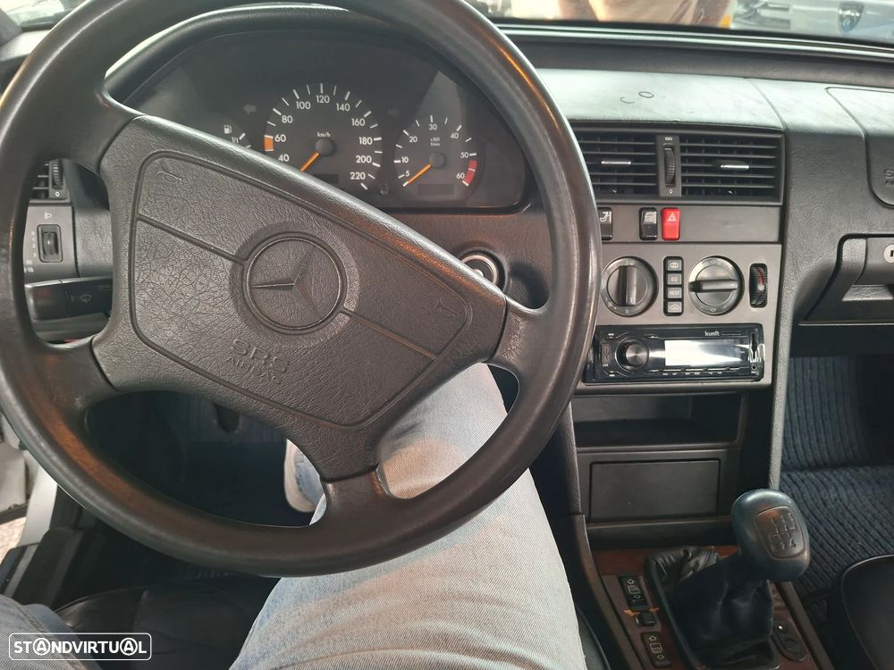 Mercedes-Benz C 220 D Elegance - 9