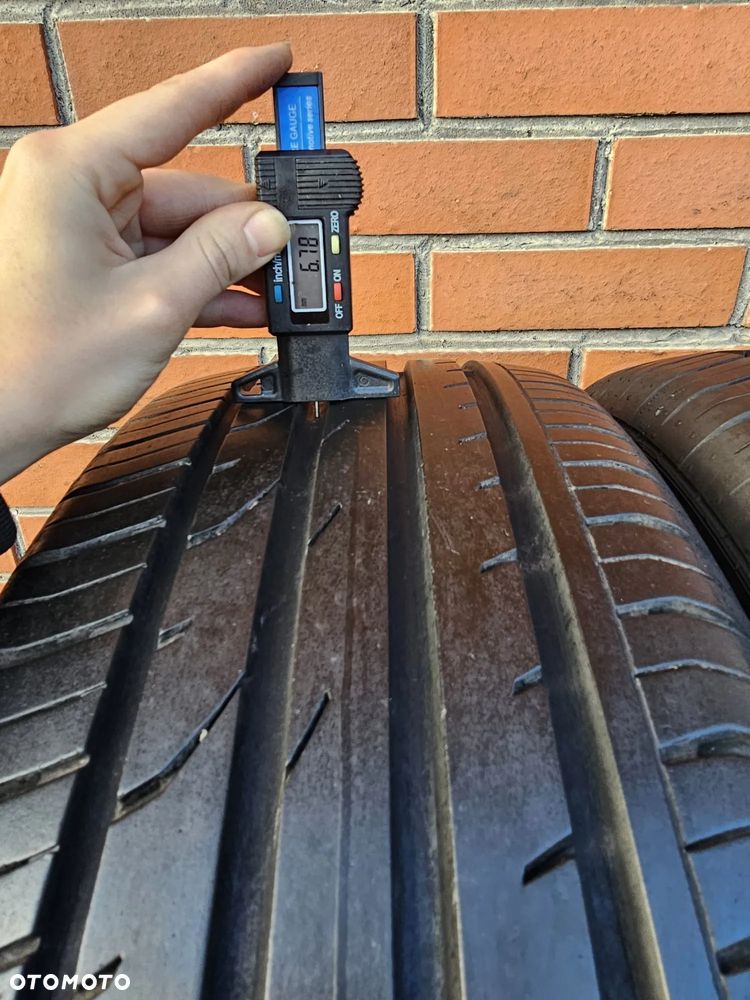 (A1) 215/55R18 95H 7,5-6,8mm 21-17r / Continental ContiPremiumContact 2 - 3