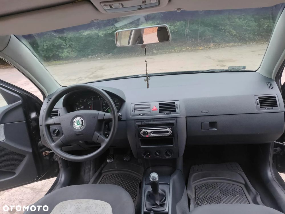 Skoda Fabia 1.4 16V Combi Classic - 13