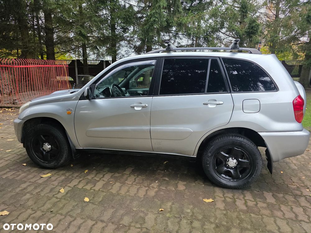 Toyota RAV4 - 4