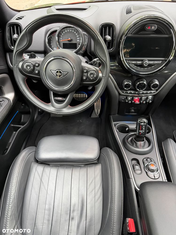 MINI Countryman Cooper SD All4 Essential Trim - 18