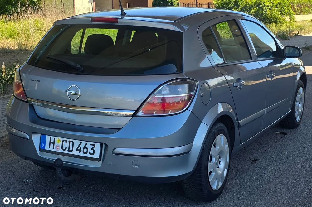 Opel Astra 1.4 150 Jahre - 6