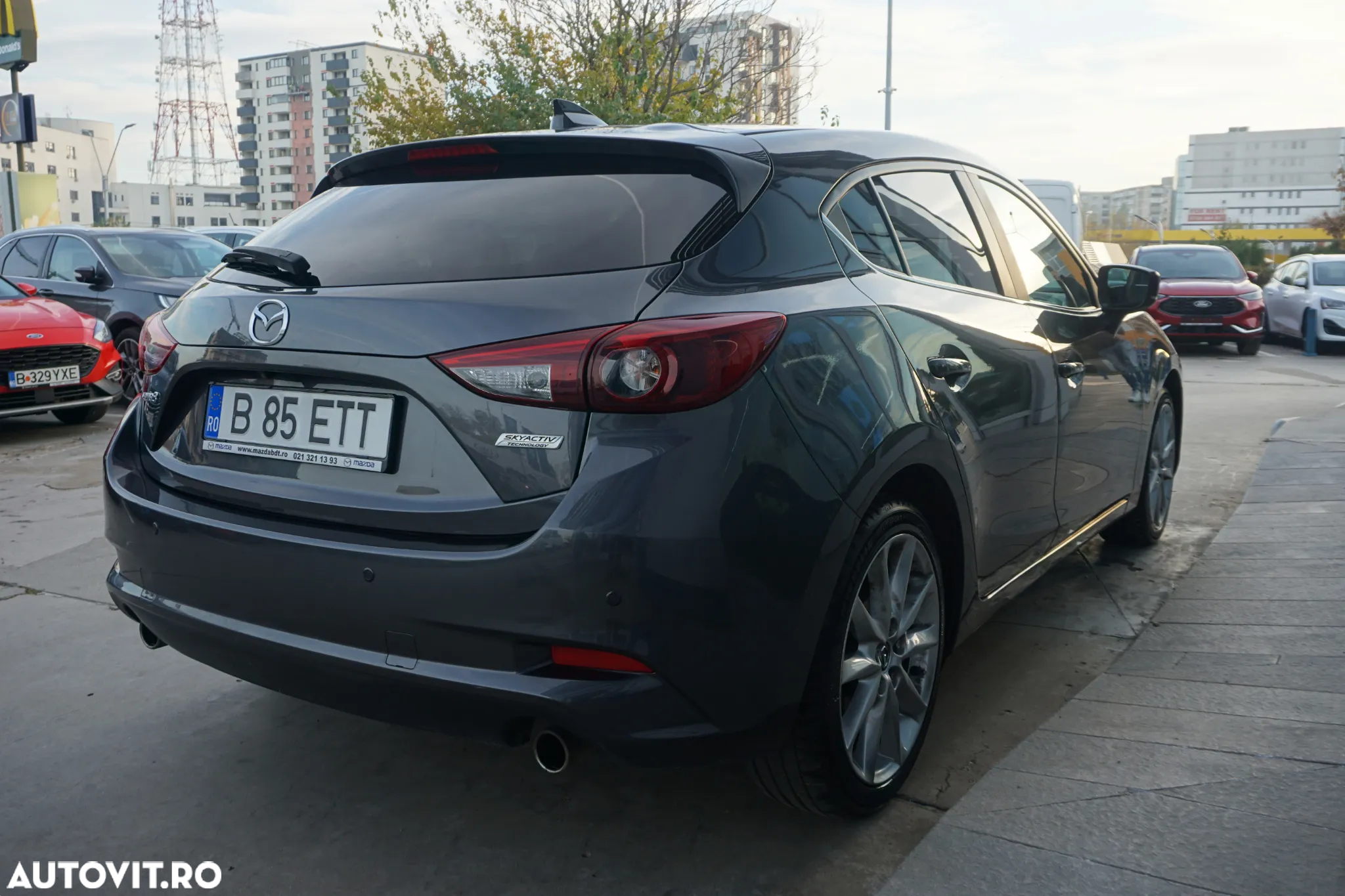 Mazda 3 - 8