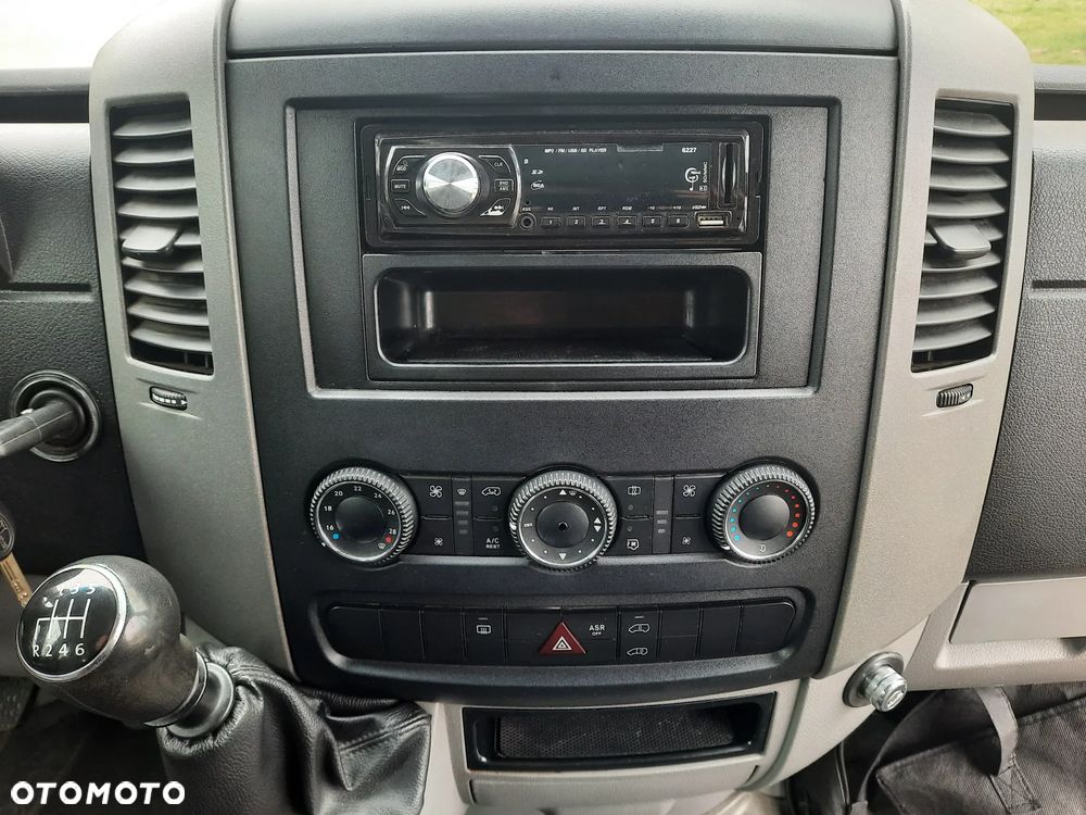 Volkswagen Crafter - 27