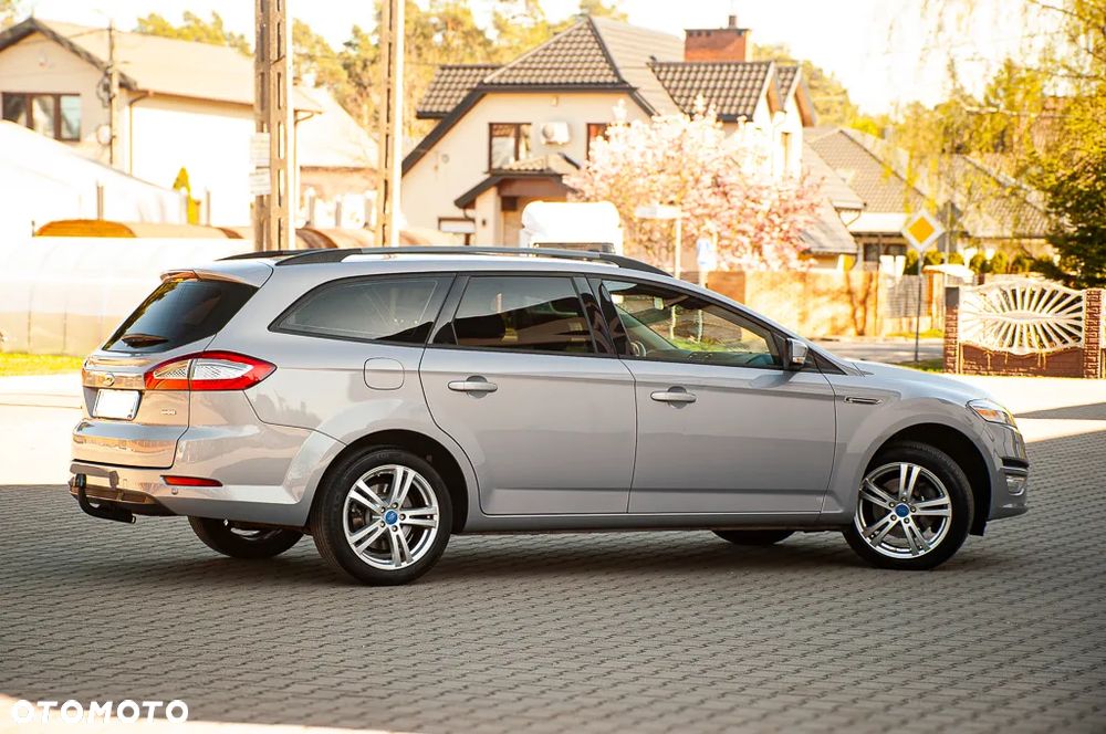 Ford Mondeo 2.0 TDCi Champions Edition - 14