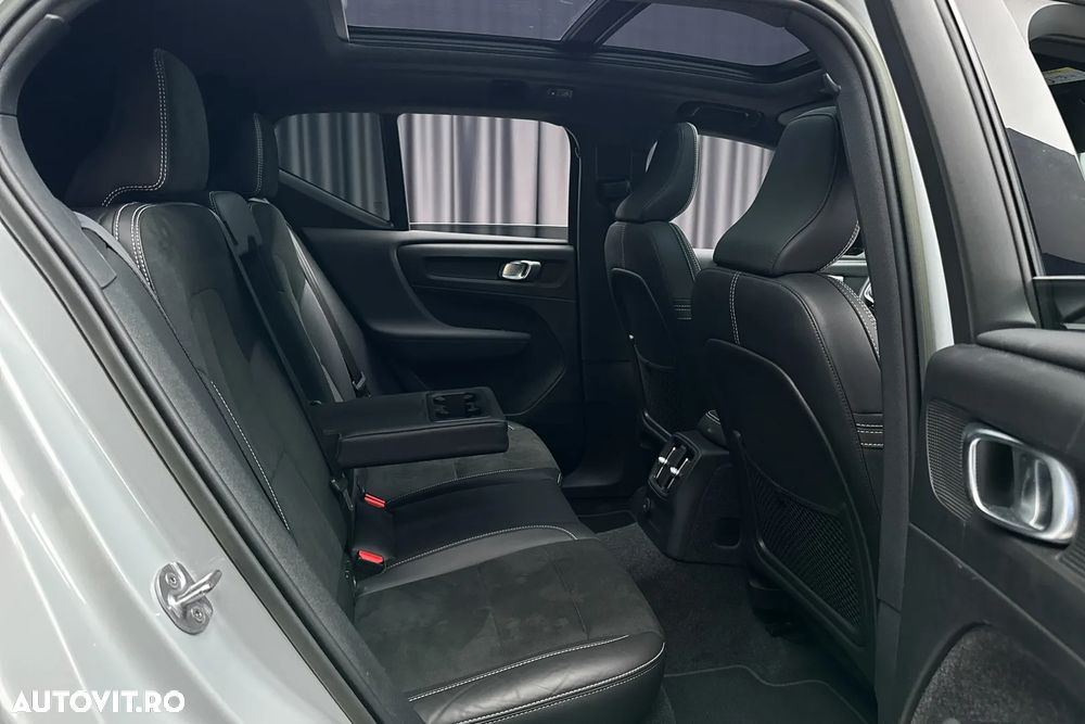Volvo XC 40 - 29