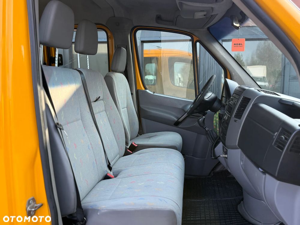 Volkswagen Crafter 2.5 TDI 163KM / Doka Brygadówka 7-osobowy / 2008 ROK PRODUKCJI / 353.348KM PRZEBIEG - 16