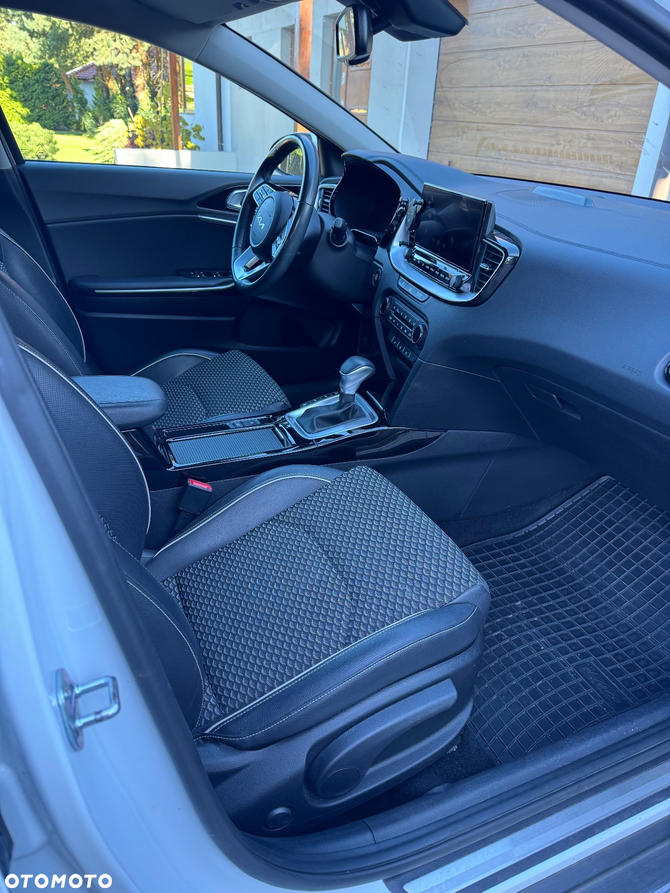 Kia XCeed 1.6 GDI PHEV L Business Line DCT - 13